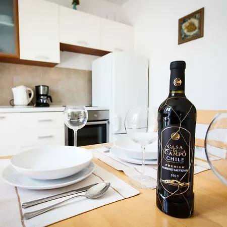 Apartman Vama شقة *